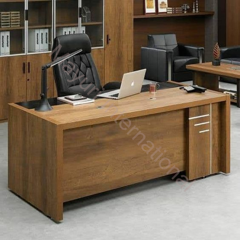 Office Desks 