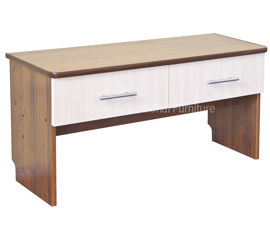 Teachers Desk 