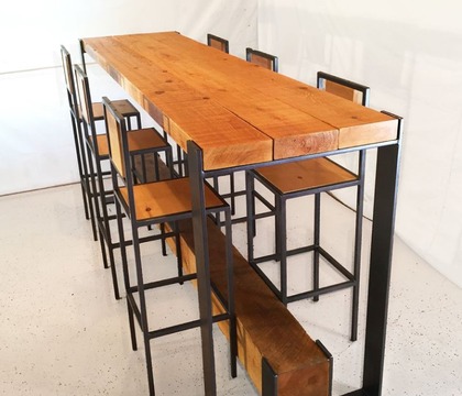 image of Hotel bar-tables